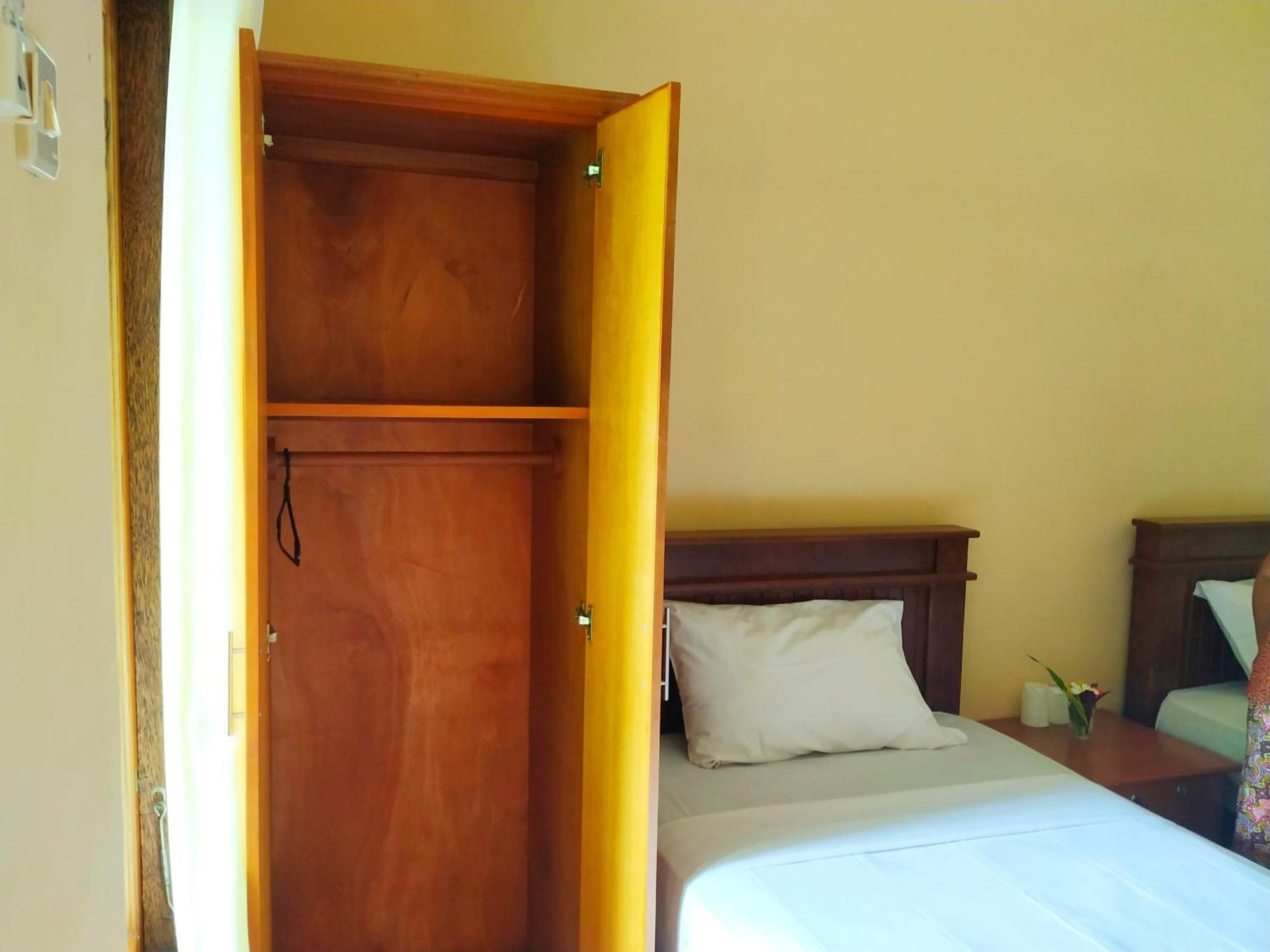 Asih Homestay Pemuteran Exteriör bild