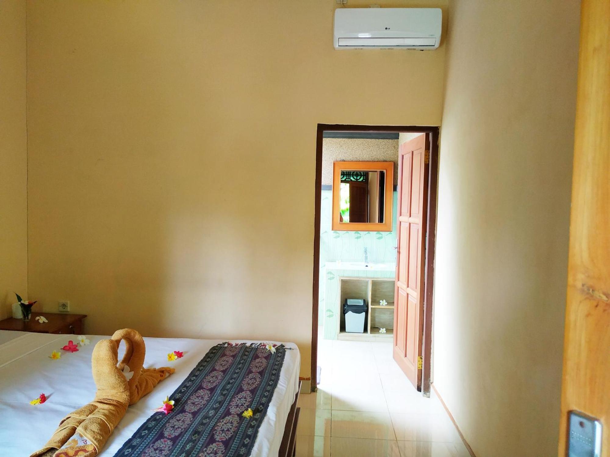 Asih Homestay Pemuteran Exteriör bild