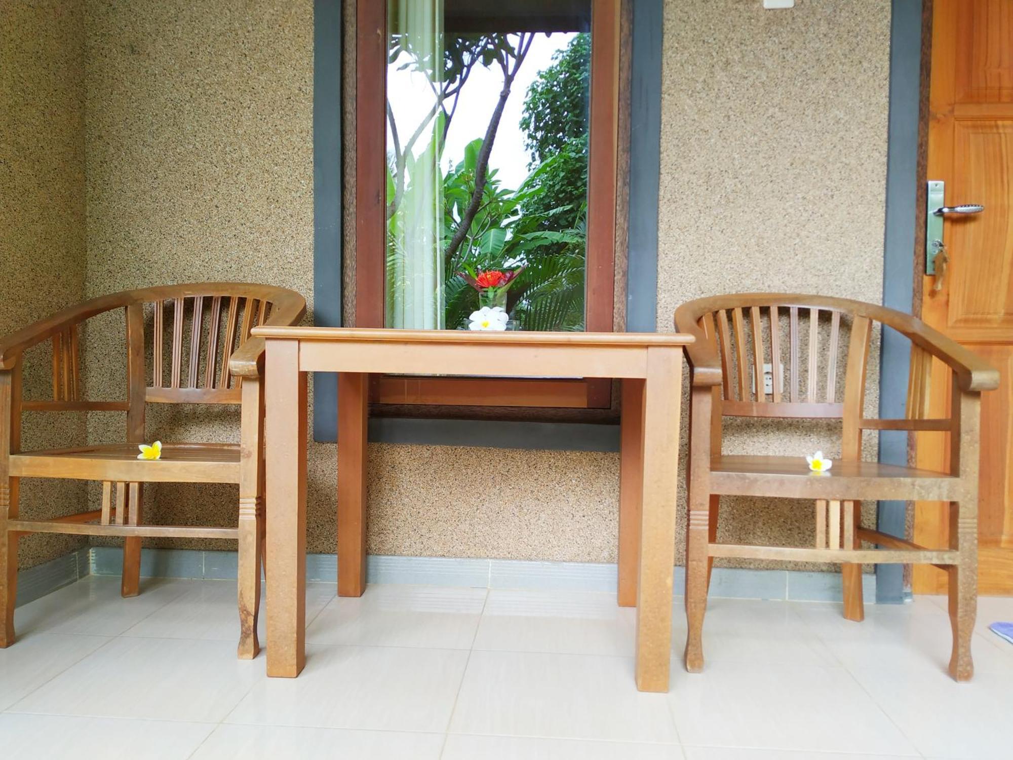 Asih Homestay Pemuteran Exteriör bild