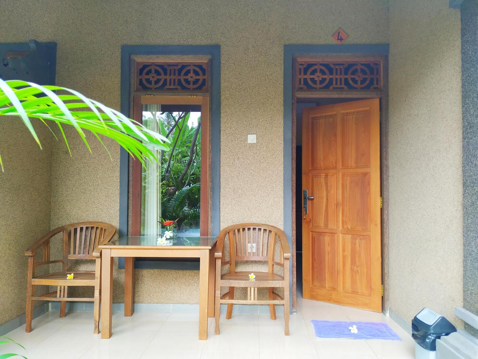 Asih Homestay Pemuteran Exteriör bild