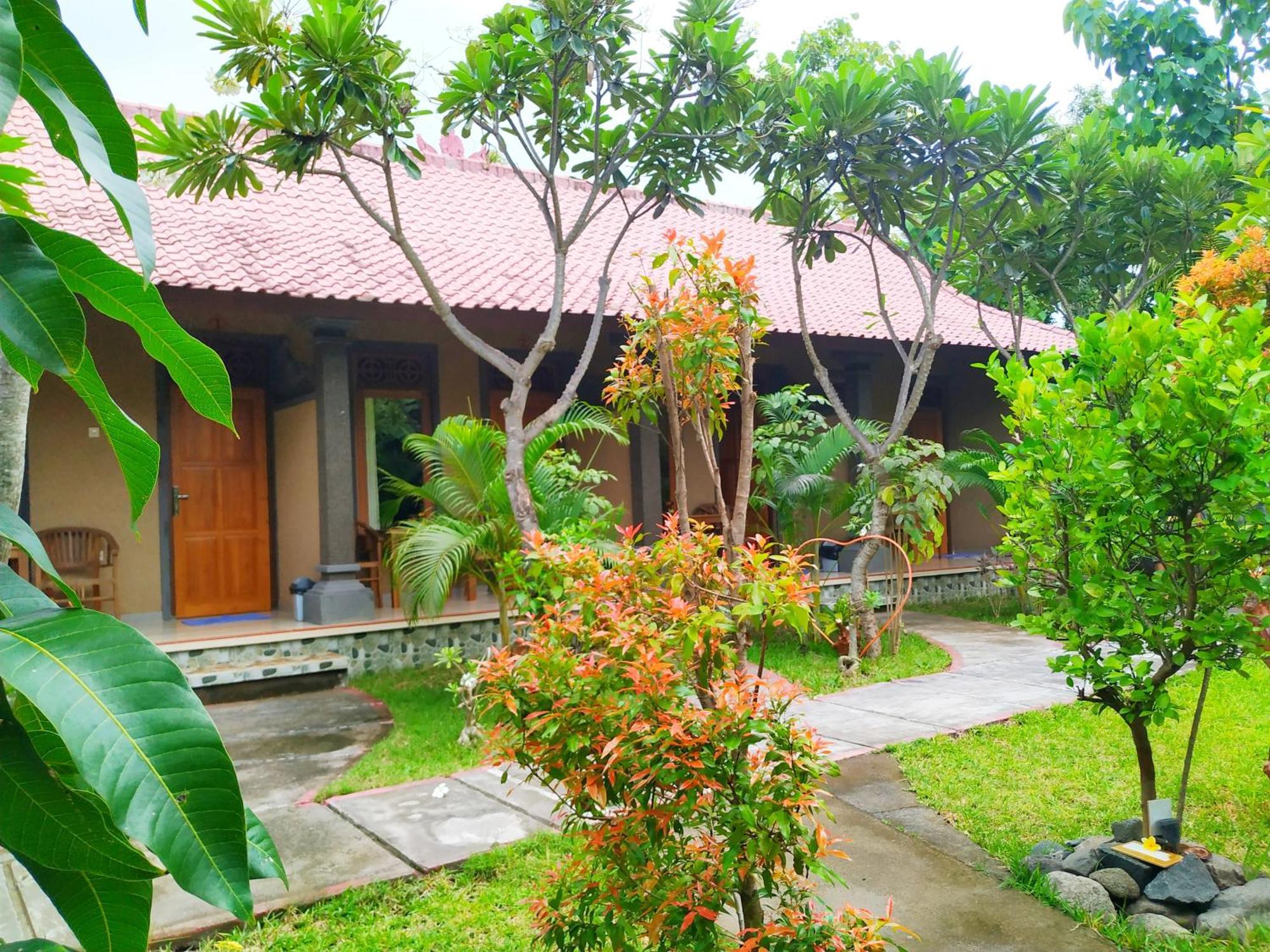 Asih Homestay Pemuteran Exteriör bild